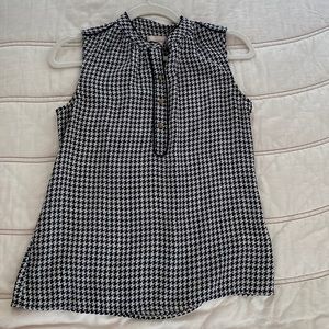 Banana Republic houndstooth sleeveless blouse size 4P